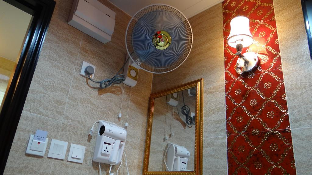 Philippine Hostel Hong Kong Room photo