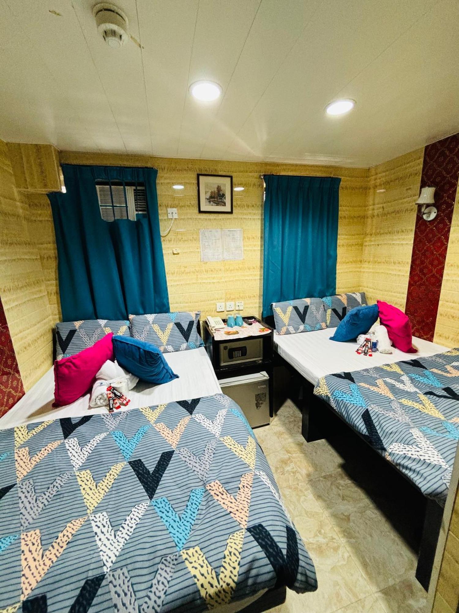Philippine Hostel Hong Kong Exterior photo